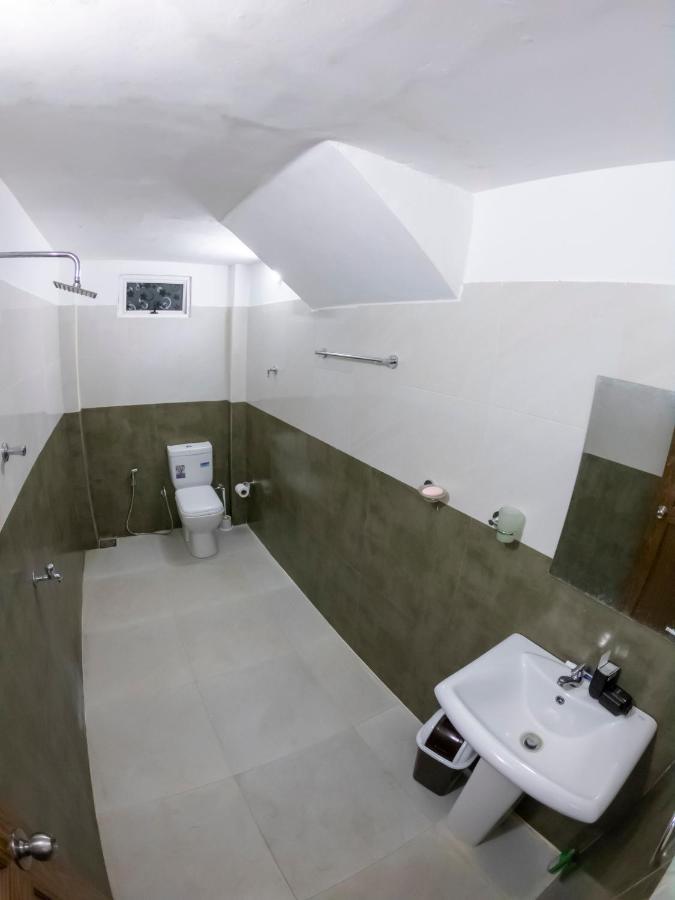 Pinnawala Elephant Front View Hotel Rambukkana Экстерьер фото